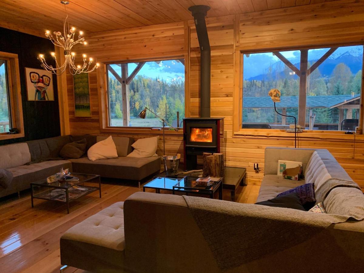 Ldr Lodge - Last Dollar Ranch Smithers Exteriör bild