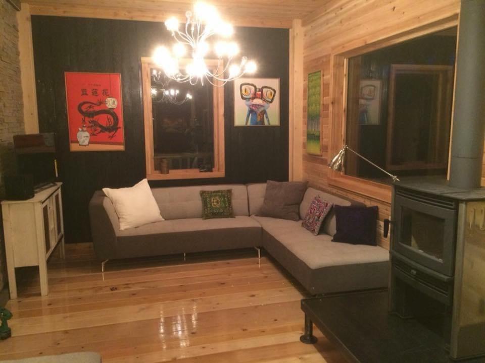 Ldr Lodge - Last Dollar Ranch Smithers Exteriör bild