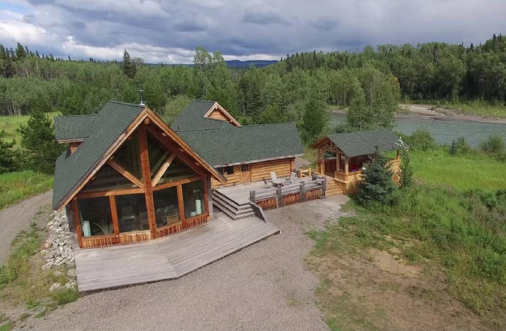 Ldr Lodge - Last Dollar Ranch Smithers Exteriör bild